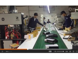 鞋盒半自动天地盖成型机-鞋盒厂家生产现场实拍
